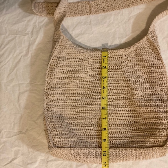 Elegant Cream Crochet Shoulder Bag - Picture 5 of 5
